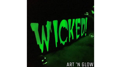 Create A Wicked Glow In The Dark Halloween Sign